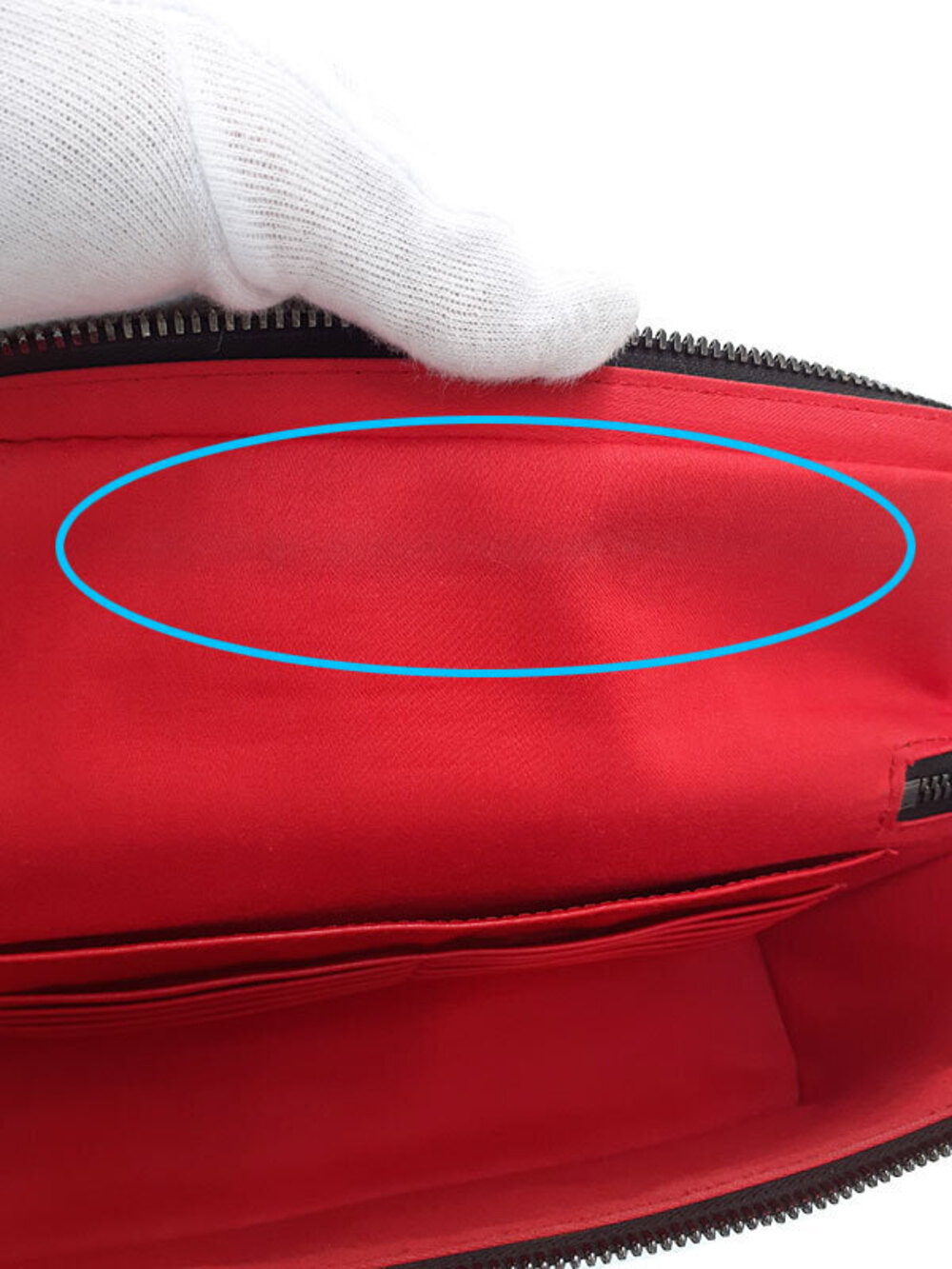 Christian Louboutin KYPIPOUCH Handbag - Picture 4 of 9